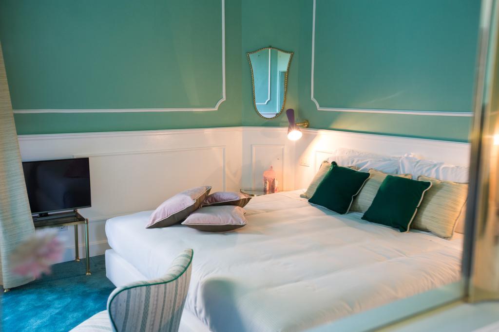 Adastra Suites Florence Bilik gambar