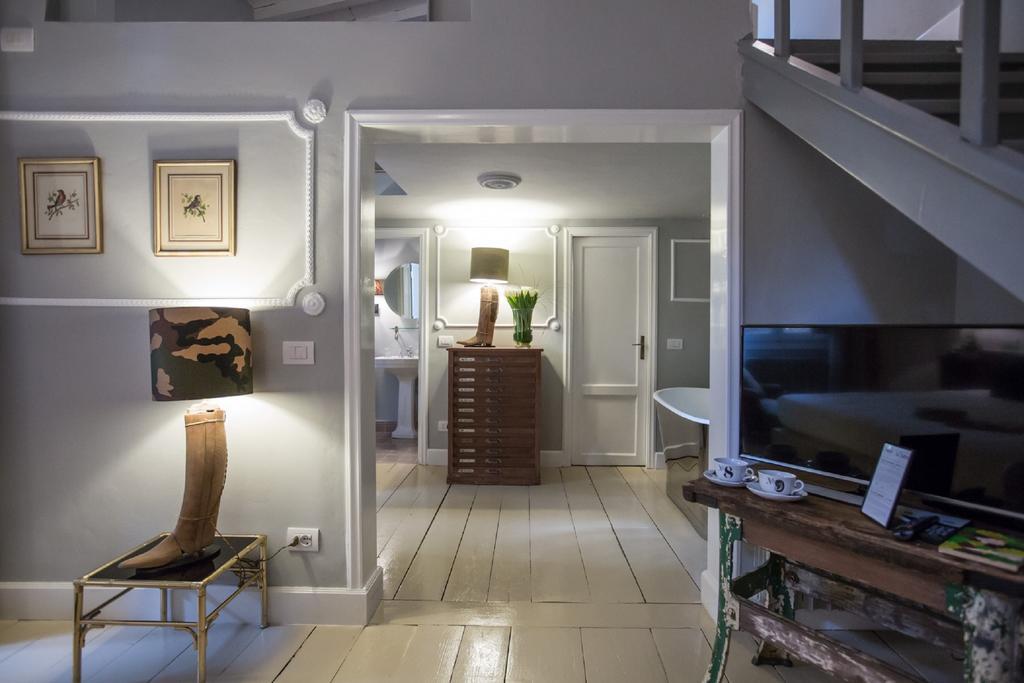Adastra Suites Florence Bilik gambar