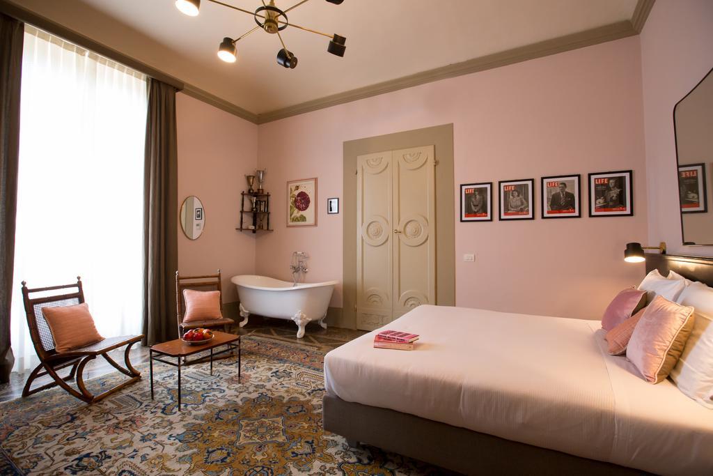 Adastra Suites Florence Bilik gambar