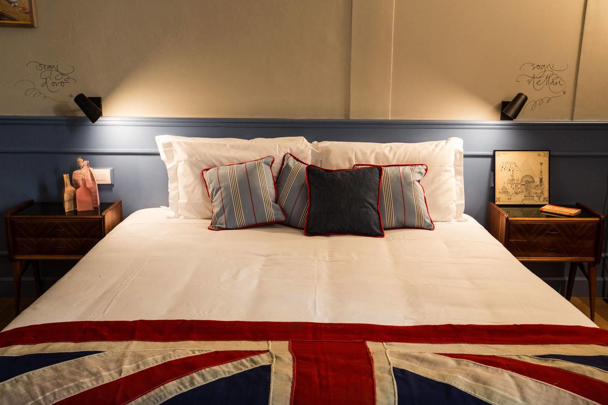 Adastra Suites Florence Luaran gambar